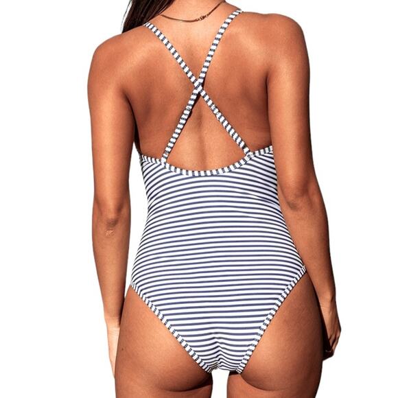 NWT CUPSHE Black & White Striped One Piece Swimsuit Size XS - Picture 2 of 12